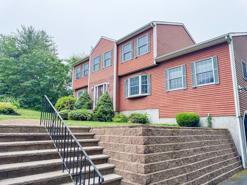 Property Photo: 22 Dixey Dr MA 01949