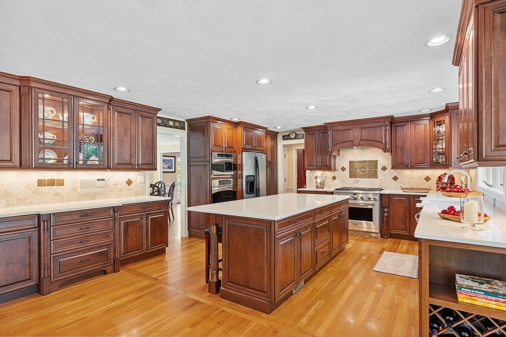 Property Photo: 284 Appleton Street MA 01845