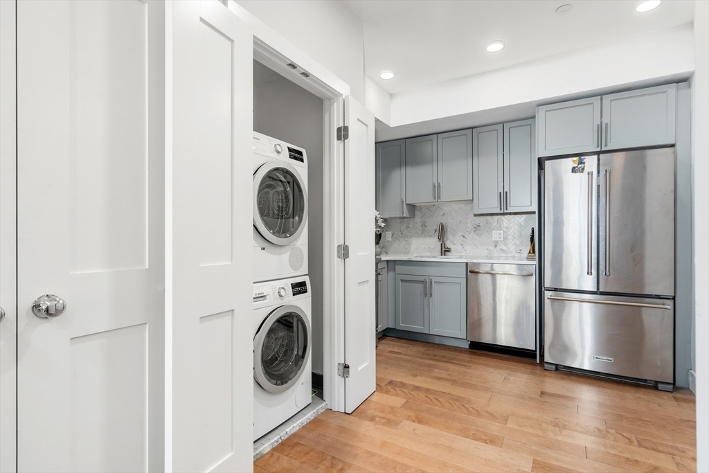 Property Photo:  50 Hichborn 212  MA 02135 