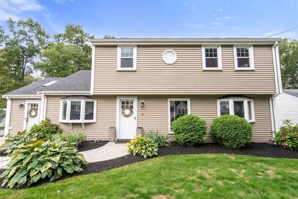 Property Photo: 34 Oakdale Rd MA 02021