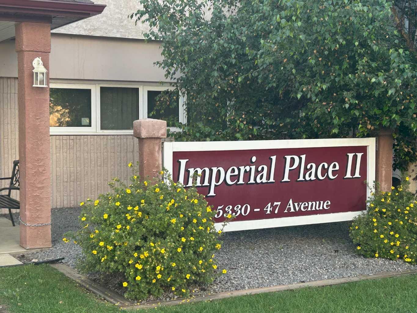 Property Photo: 5330 47 Avenue 101 AB T4N 3R2