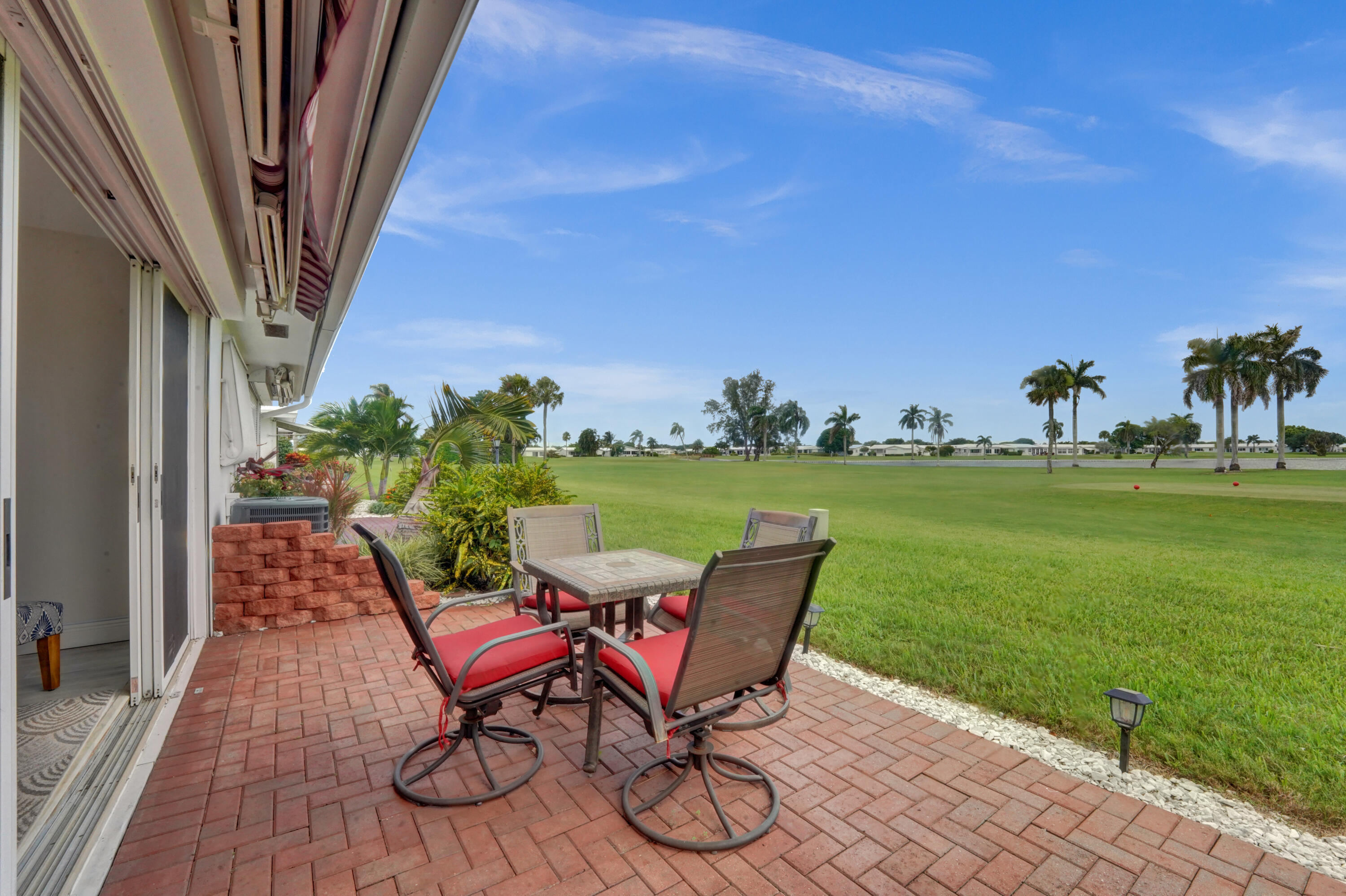 Property Photo:  1804 Ocean Drive 109  FL 33426 