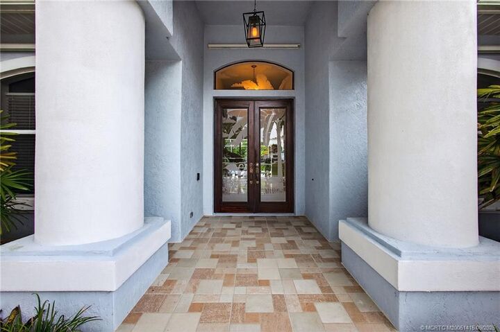 Property Photo: 4821 SW Lake Grove Circle FL 34990
