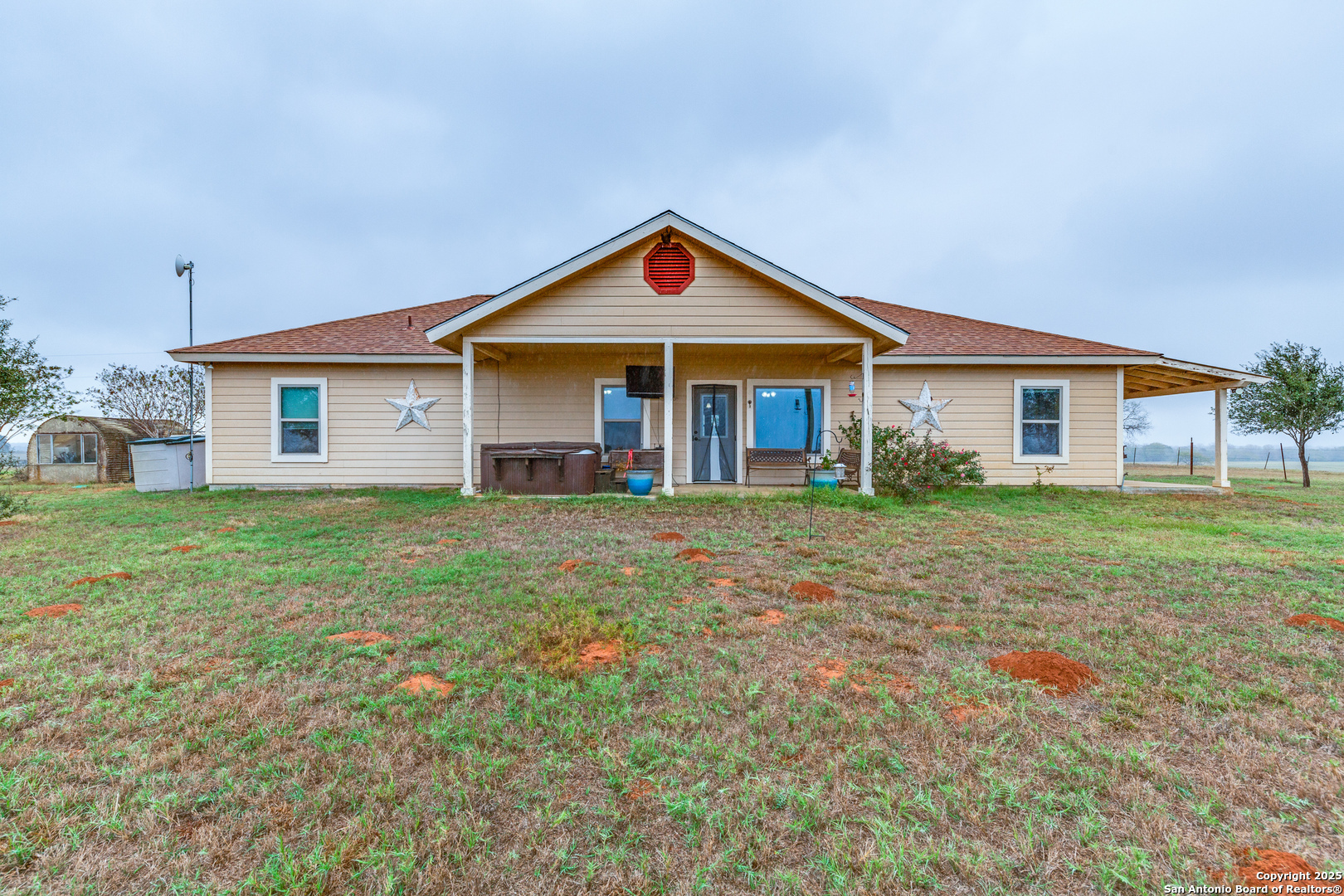 Property Photo: 2217 County Road 412 TX 78160
