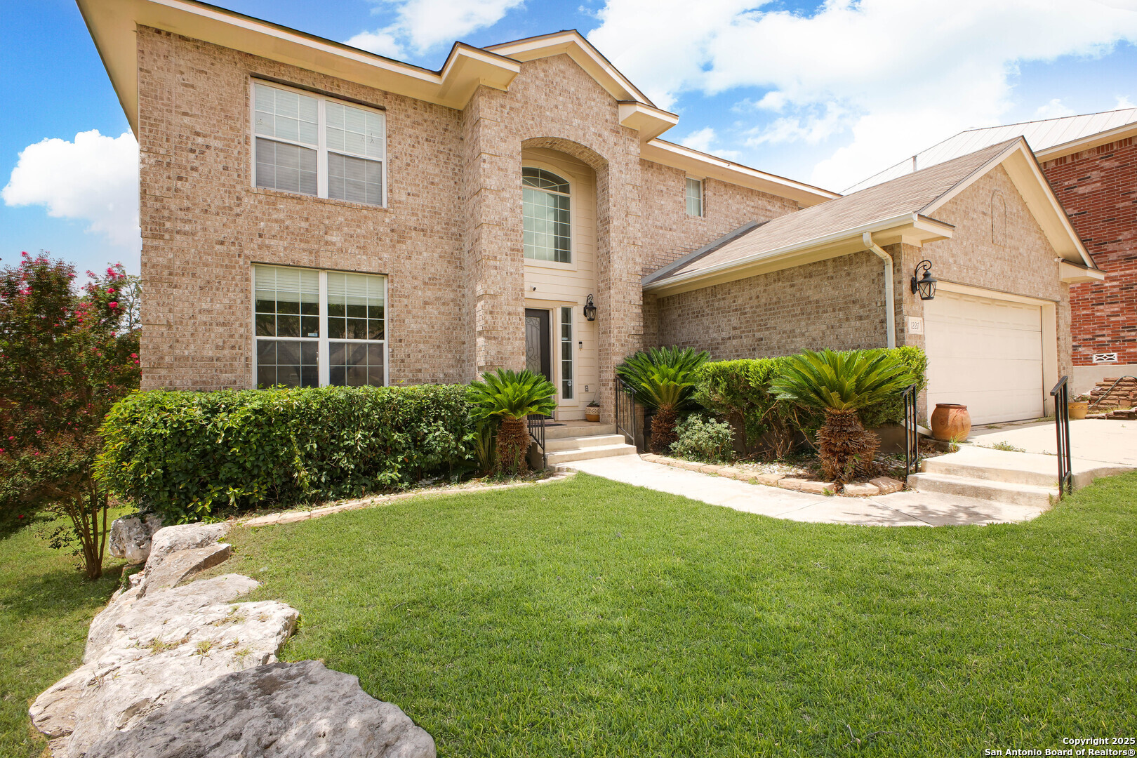 Property Photo: 1227 Knights Cross TX 78258