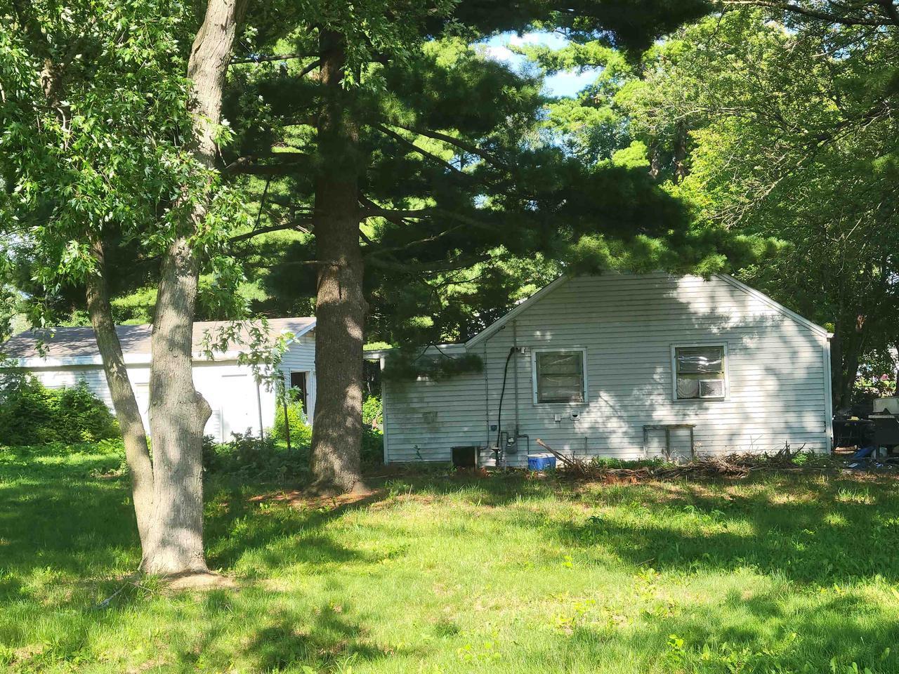 Property Photo: 1803 Carlyle Road WI 53511