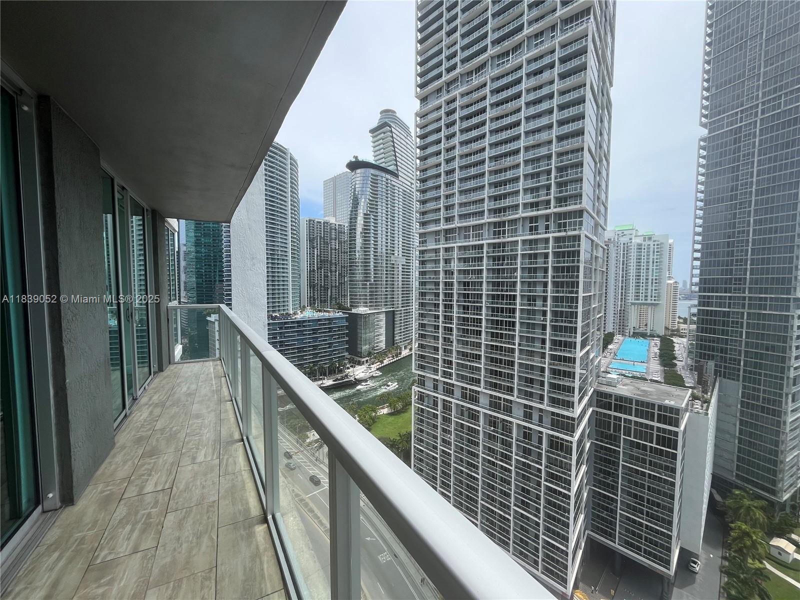 500 Brickell Ave 2501  Miami FL 33131 photo
