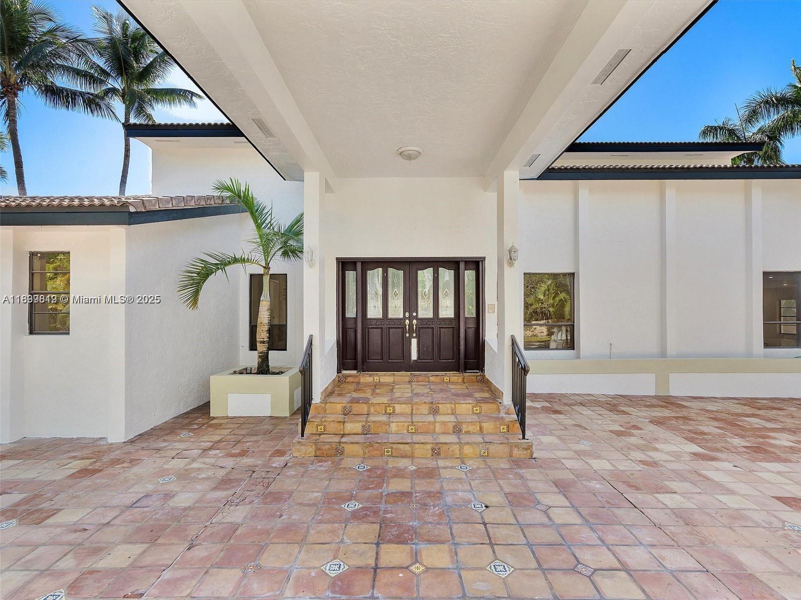 7398 SW 176th St  Palmetto Bay FL 33157 photo