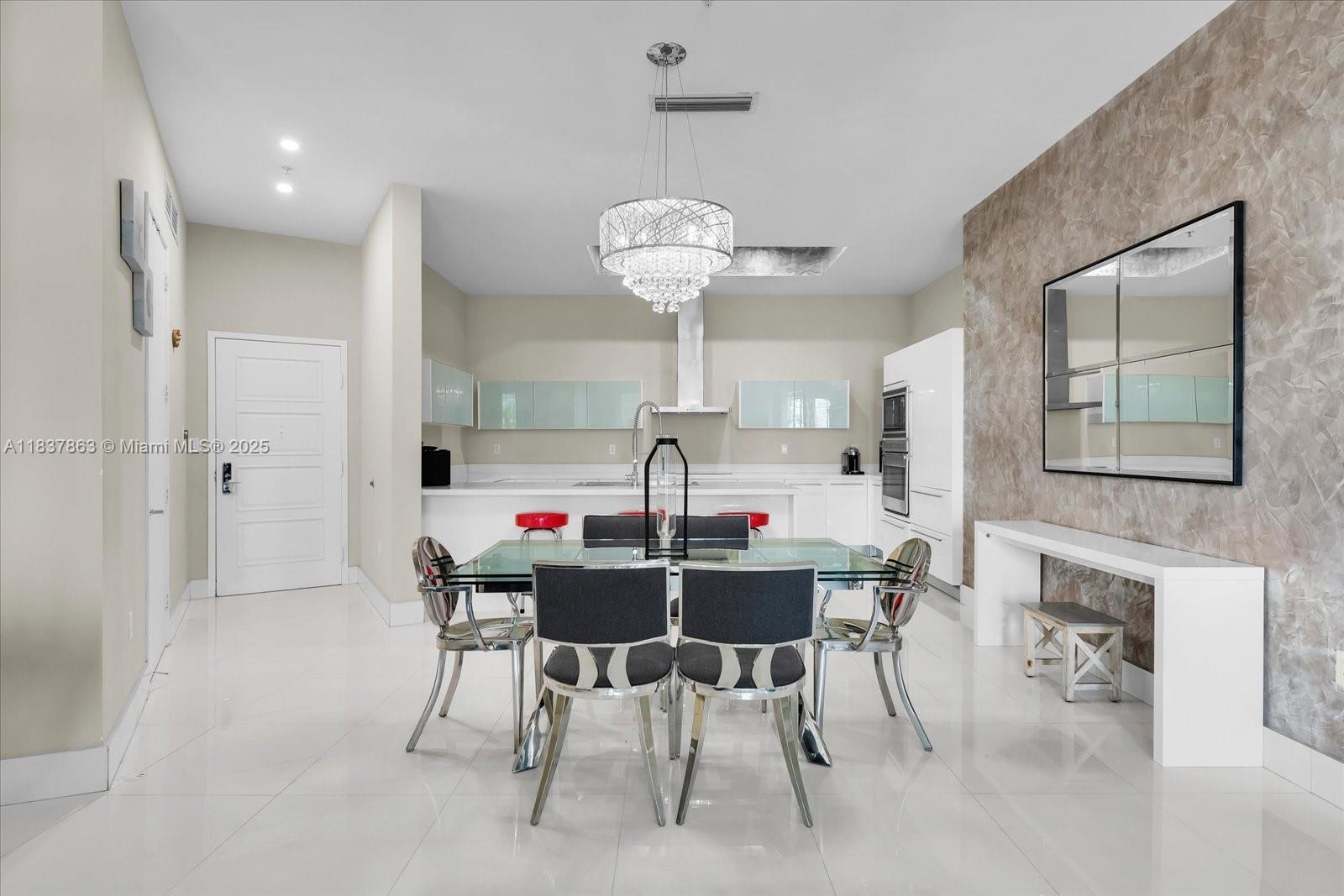 Property Photo: 200 Sunny Isles Blvd Th-404 FL 33160