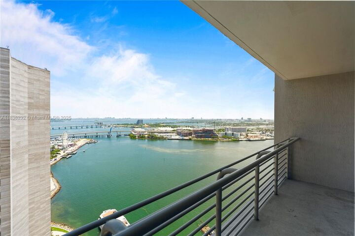 Property Photo: 335 S Biscayne Blvd 3410 FL 33131