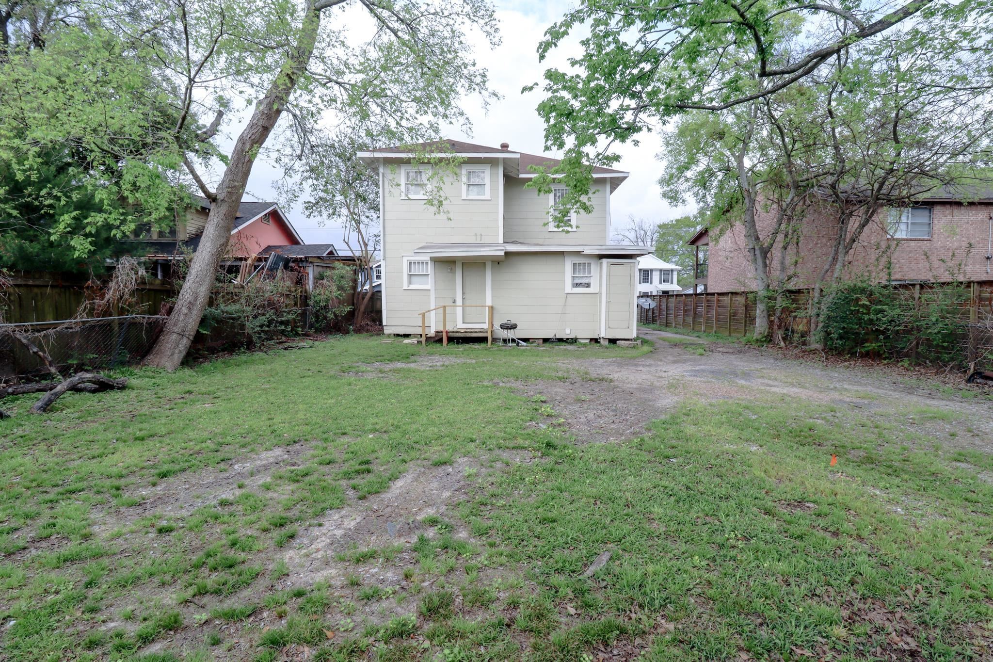 Property Photo: 2237 North Street TX 77701