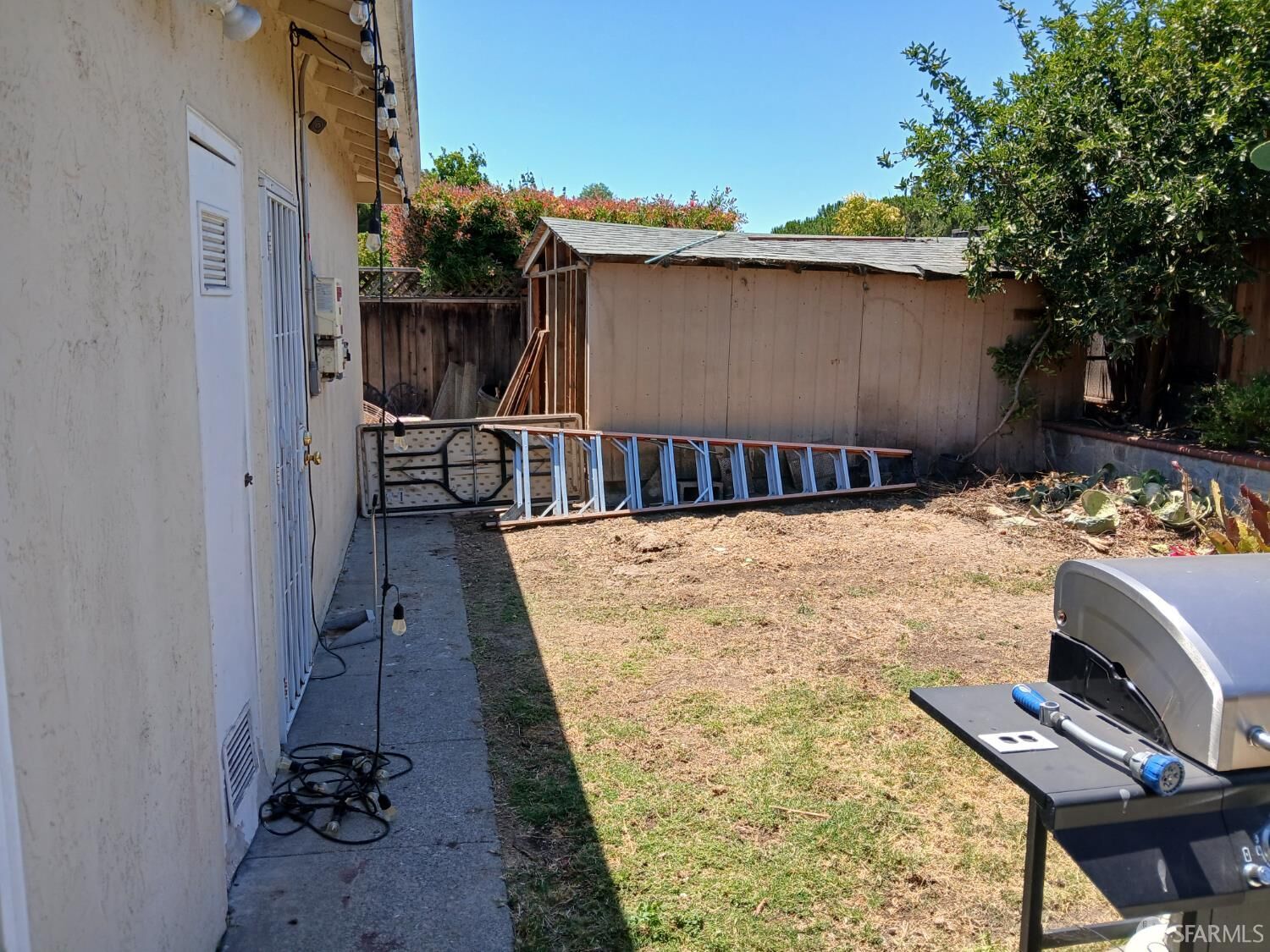 Property Photo: 6831 Cabernet Avenue CA 94560