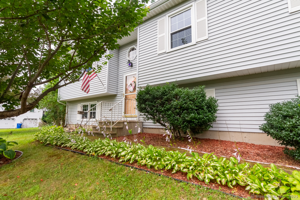 Property Photo: 585 Perkins Street CT 06010