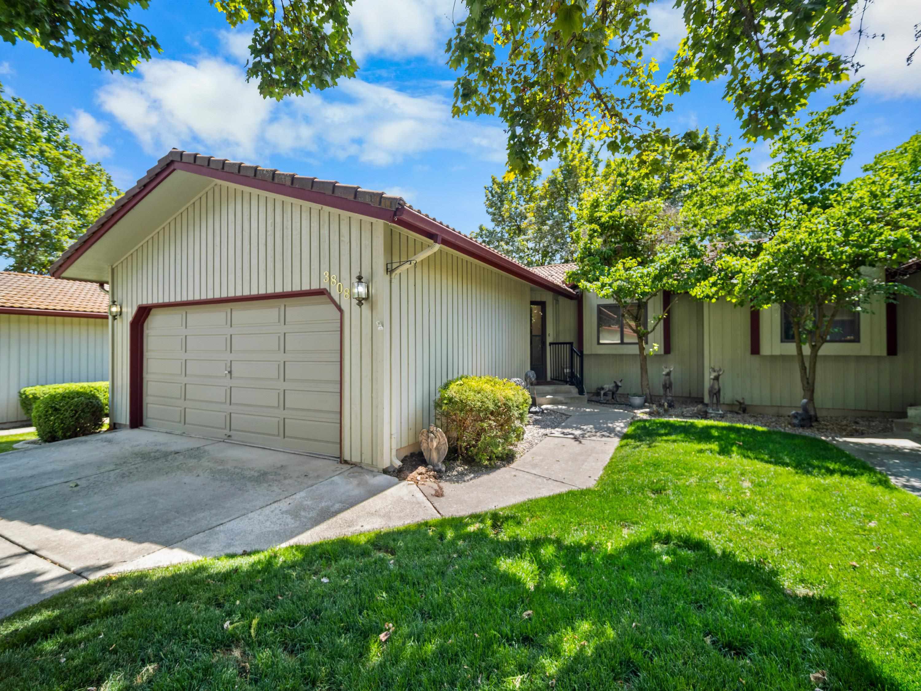 Property Photo: 3808 S Alder Dr N/A WA 99223