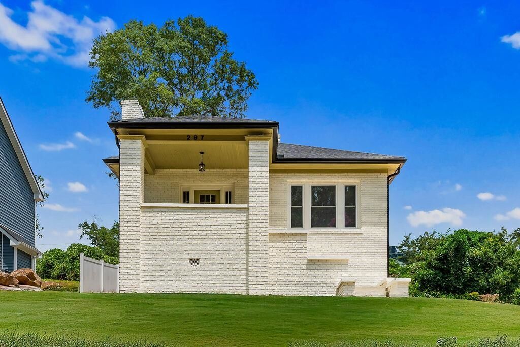 Property Photo: 297 S High Point Road SC 29301
