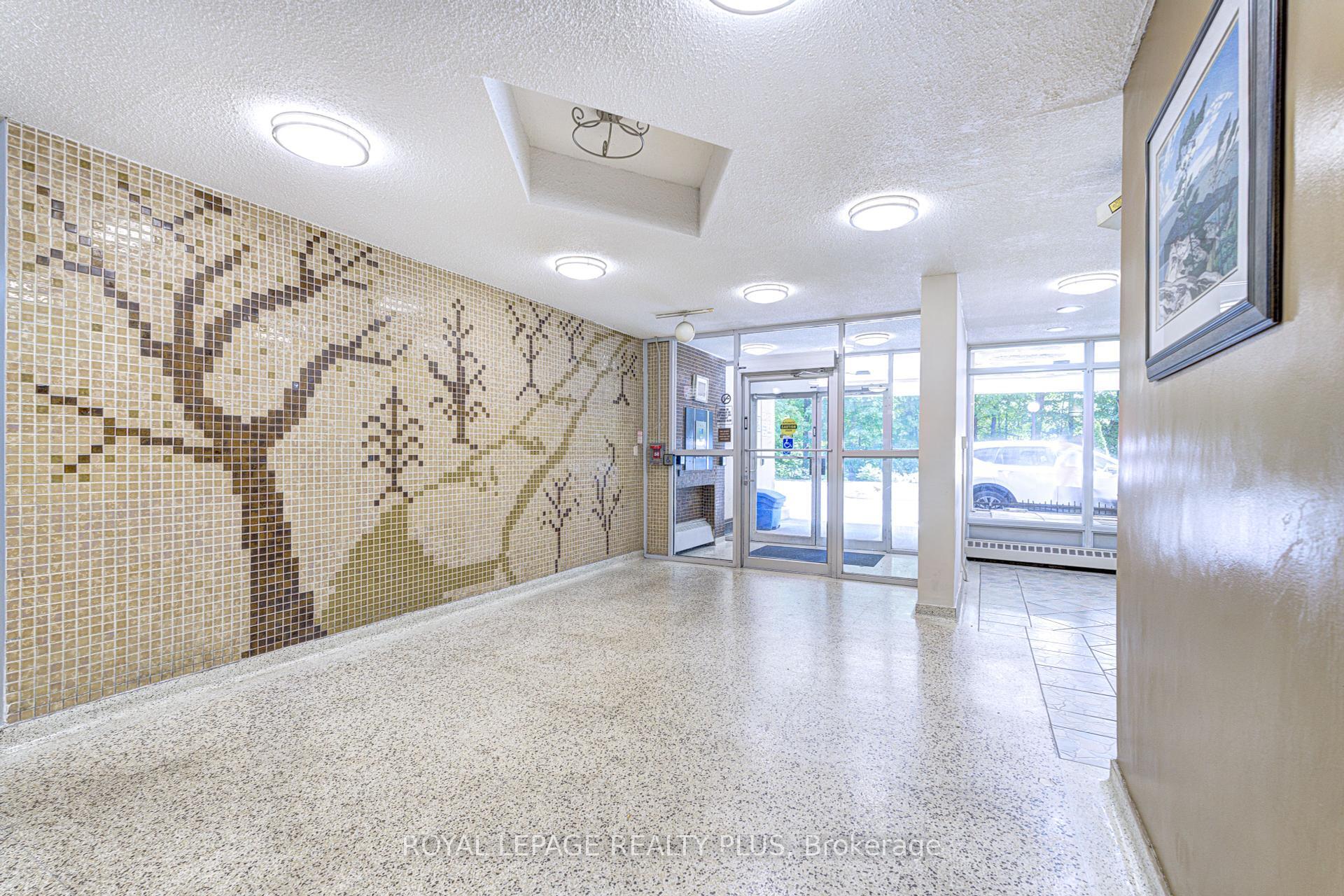 Property Photo: 15 London Green Court 206 ON M3N 1K4