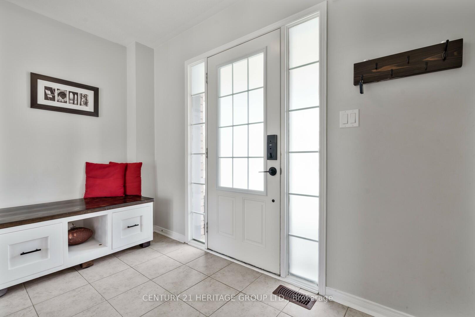 Property Photo: 107 Rutherford Road ON L3Z 0P6