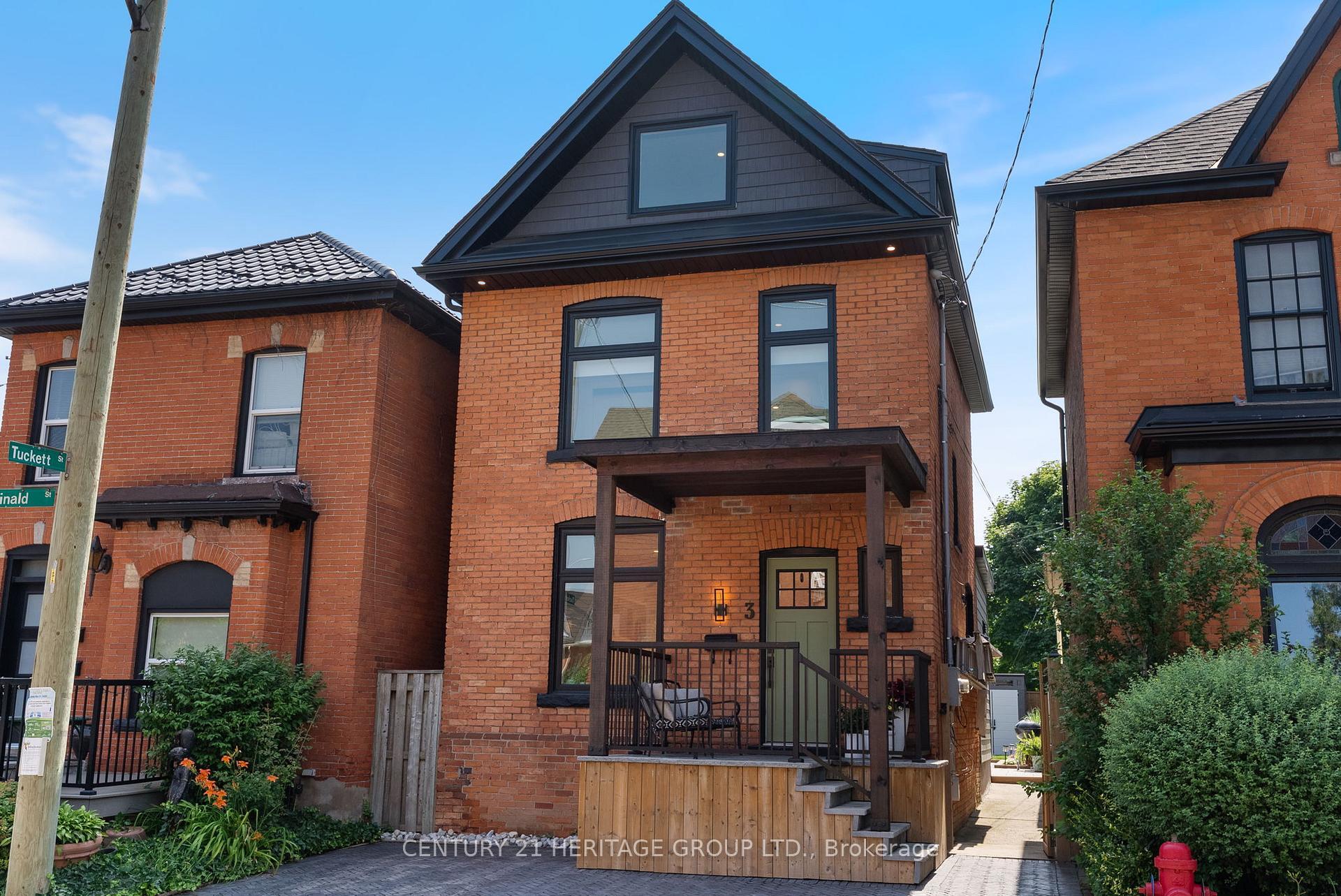 Property Photo:  3 Reginald Street  ON L8P 3X8 