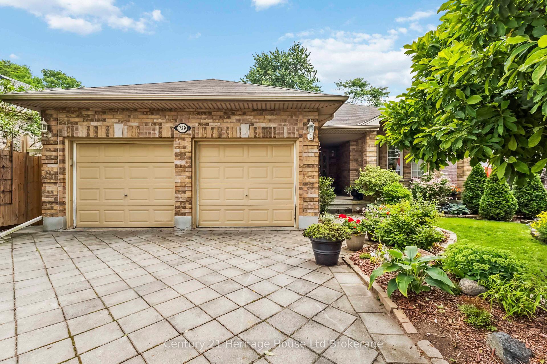 739 Thornwood Drive  London North ON N6H 5J6 photo