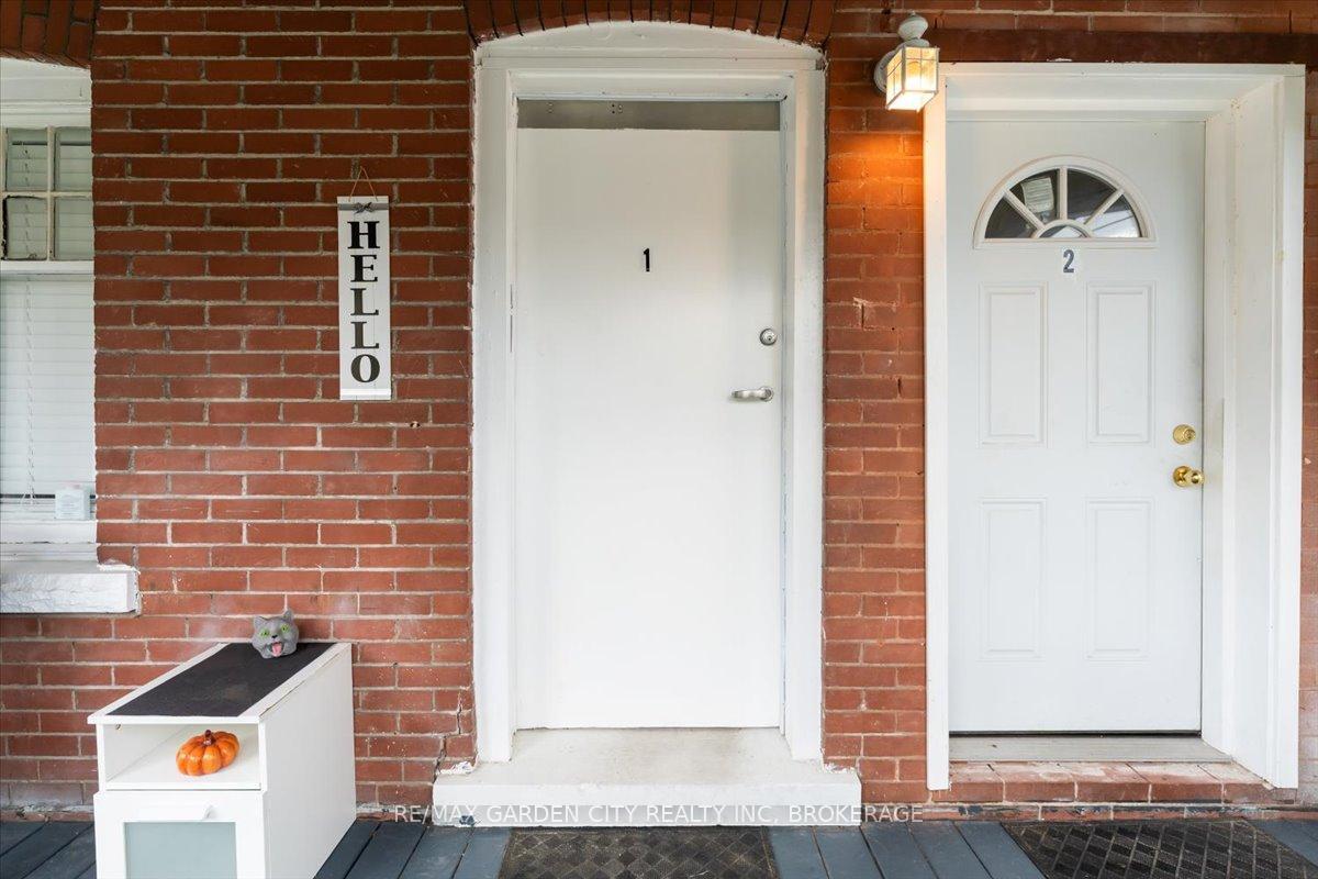 Property Photo: 43 York Street ON L2R 6C2