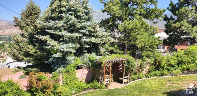 Property Photo:  411 S Ridge Rd  UT 84720 
