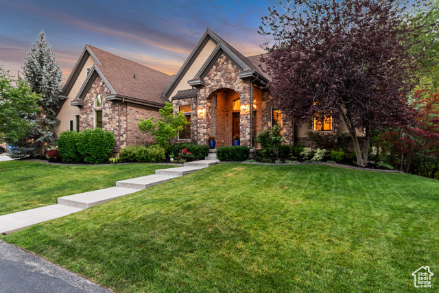 Property Photo: 7255 S Caladora Cv UT 84121