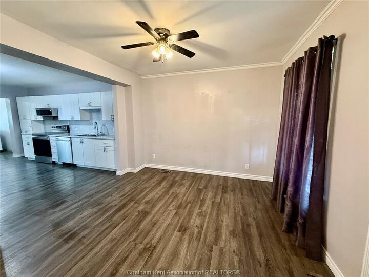 Property Photo: 22 Minnie Street ON N8A 1S4