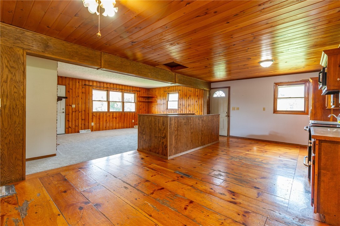 Property Photo: 109 New Orchard Dr PA 15084