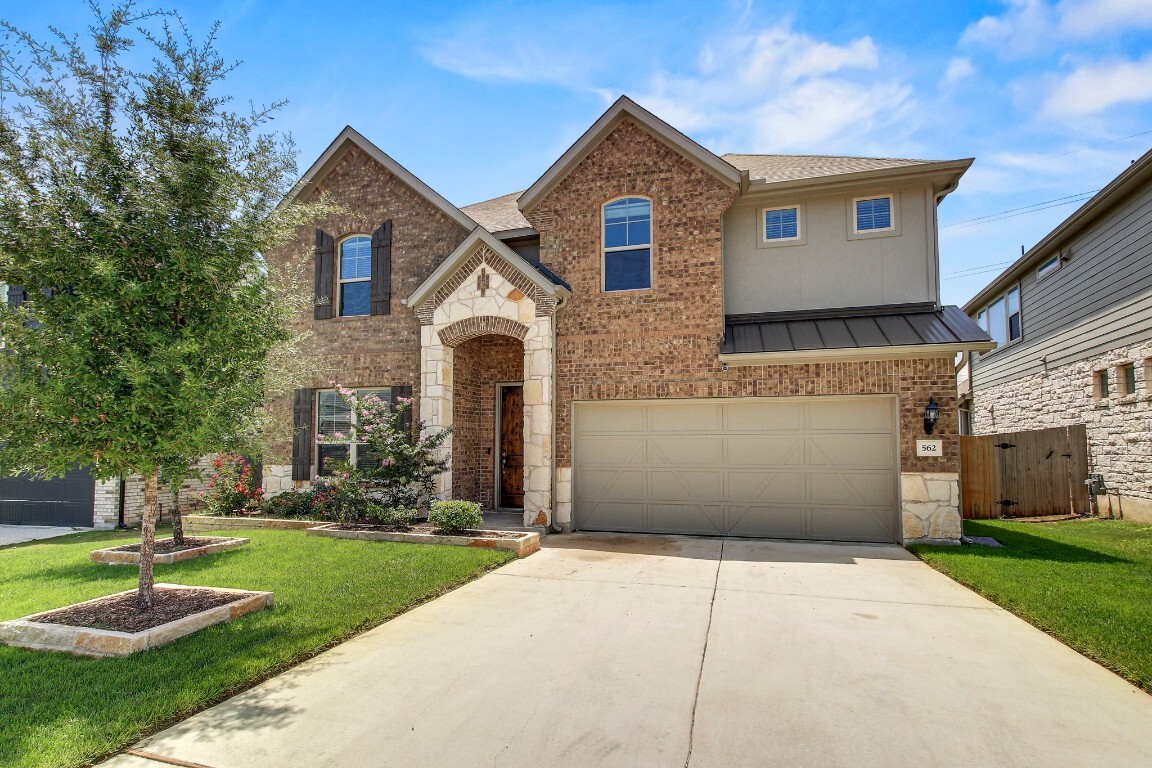 Property Photo:  562 Cherrystone Loop  TX 78610 