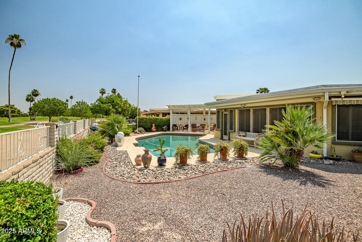 Property Photo: 10814 W Palmeras Drive AZ 85373
