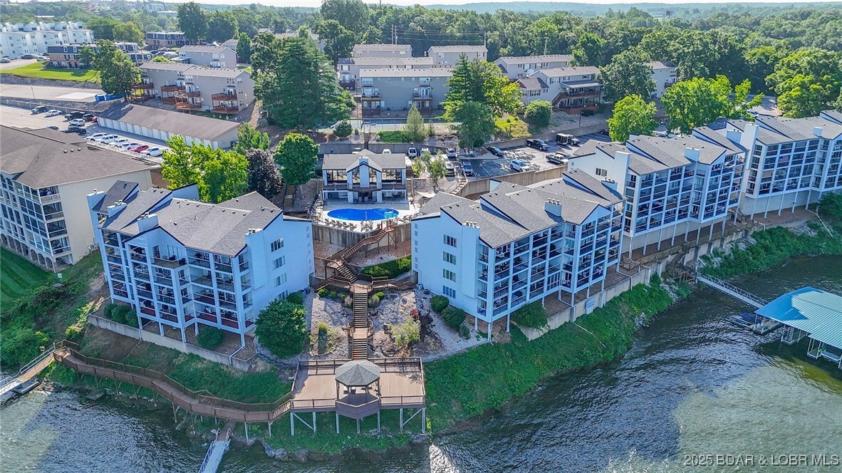 Property Photo: 4897 Bridgepointe Drive 443 MO 65065