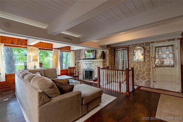 Property Photo: 2131 Brown Bend Road MO 65326