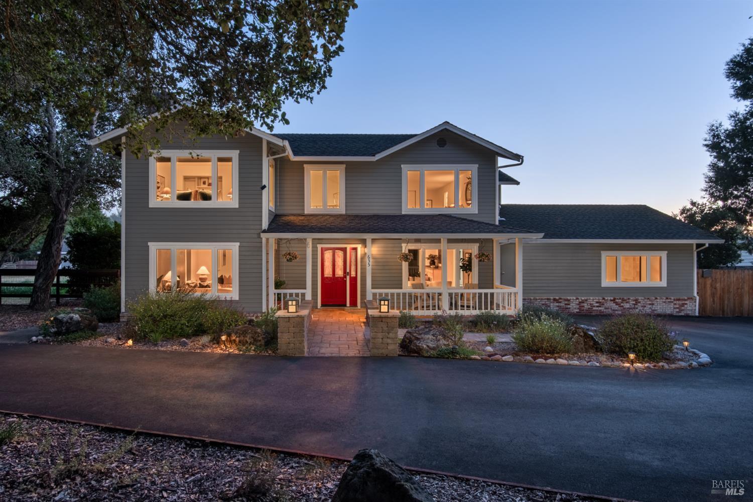 Property Photo:  635 Palm Avenue  CA 94951 