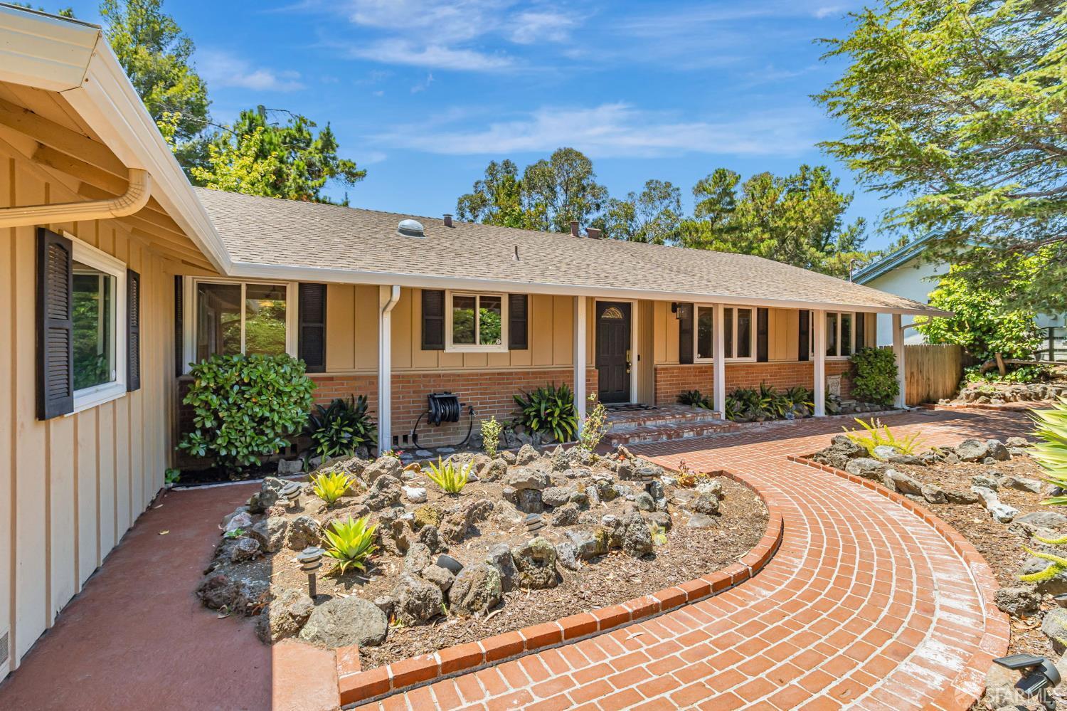 Property Photo: 1426 Bel Aire Road CA 94402
