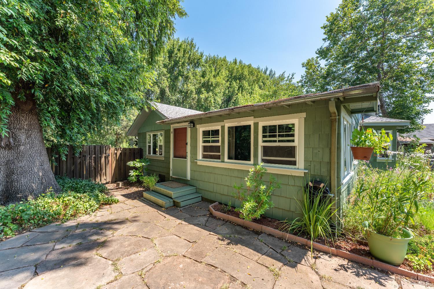 Property Photo:  98 W Oak Street  CA 95490 
