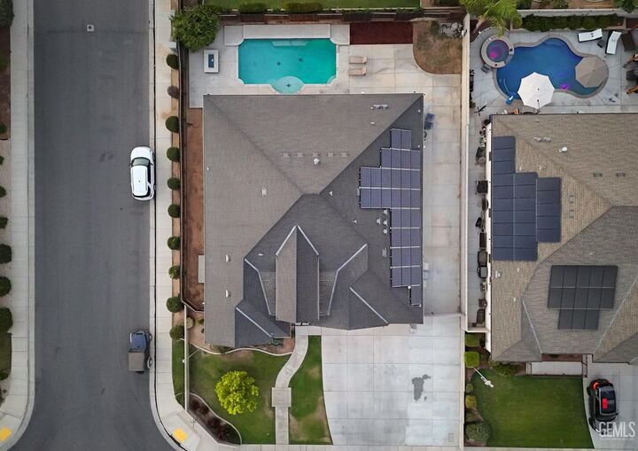 Property Photo:  9318 Rancho Viejo Drive  CA 93314 