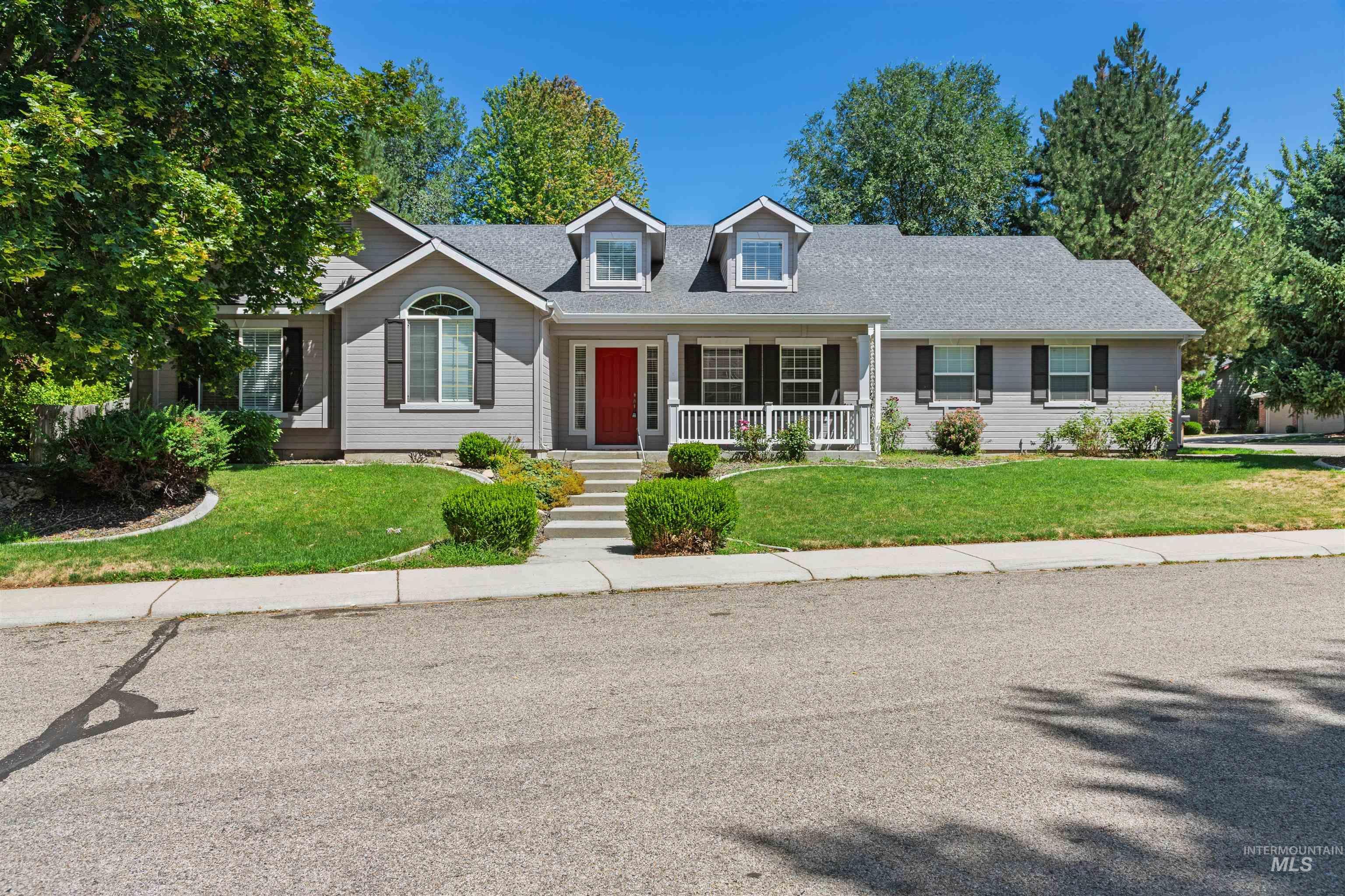Property Photo:  2552 E Brierfield Drive  ID 83616 