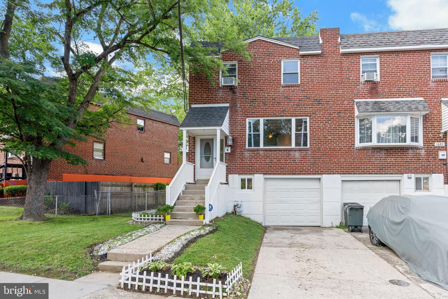 Property Photo: 1681 Powell Road PA 19015