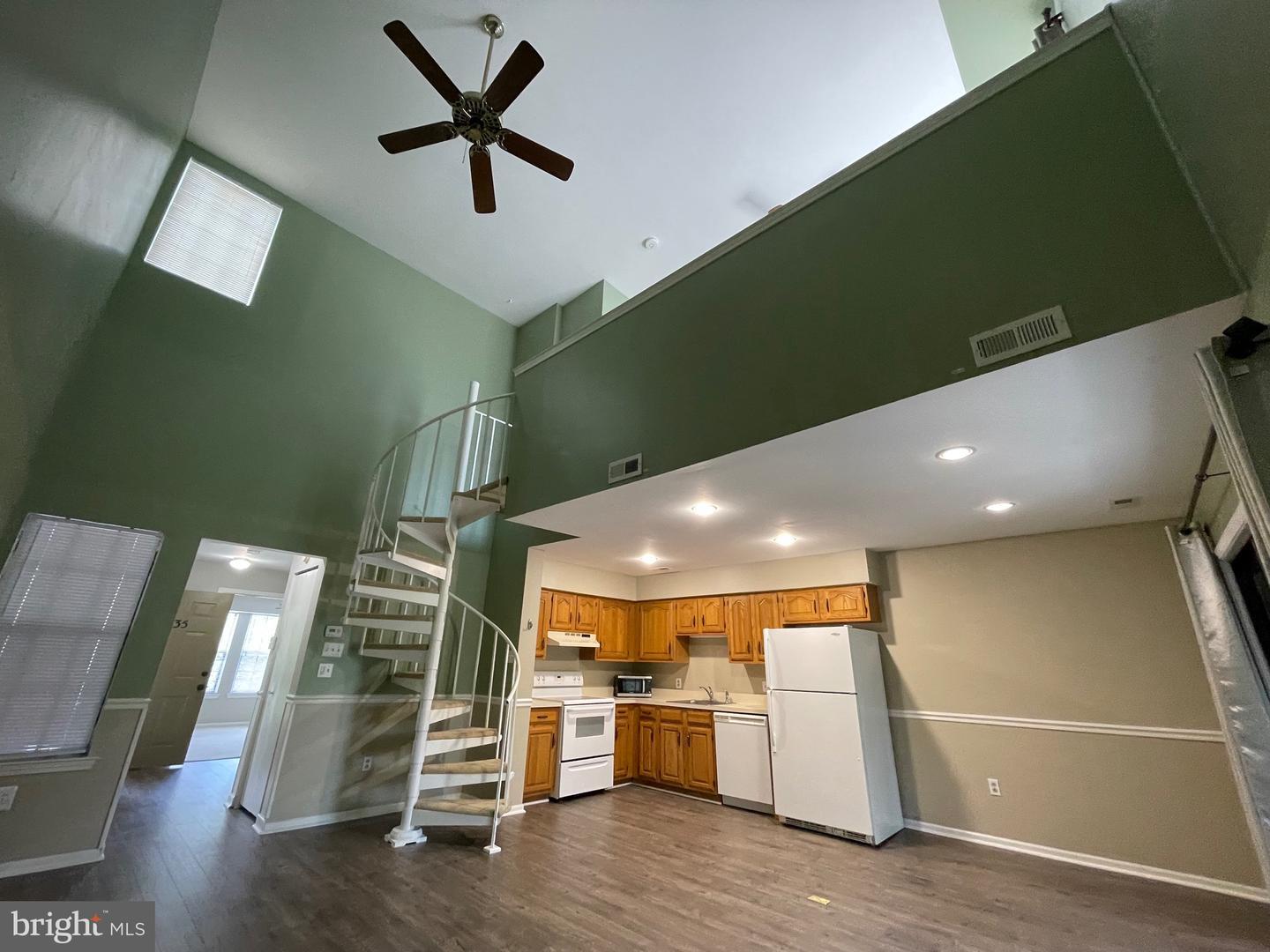 Property Photo: 35 Summit Court NJ 08053