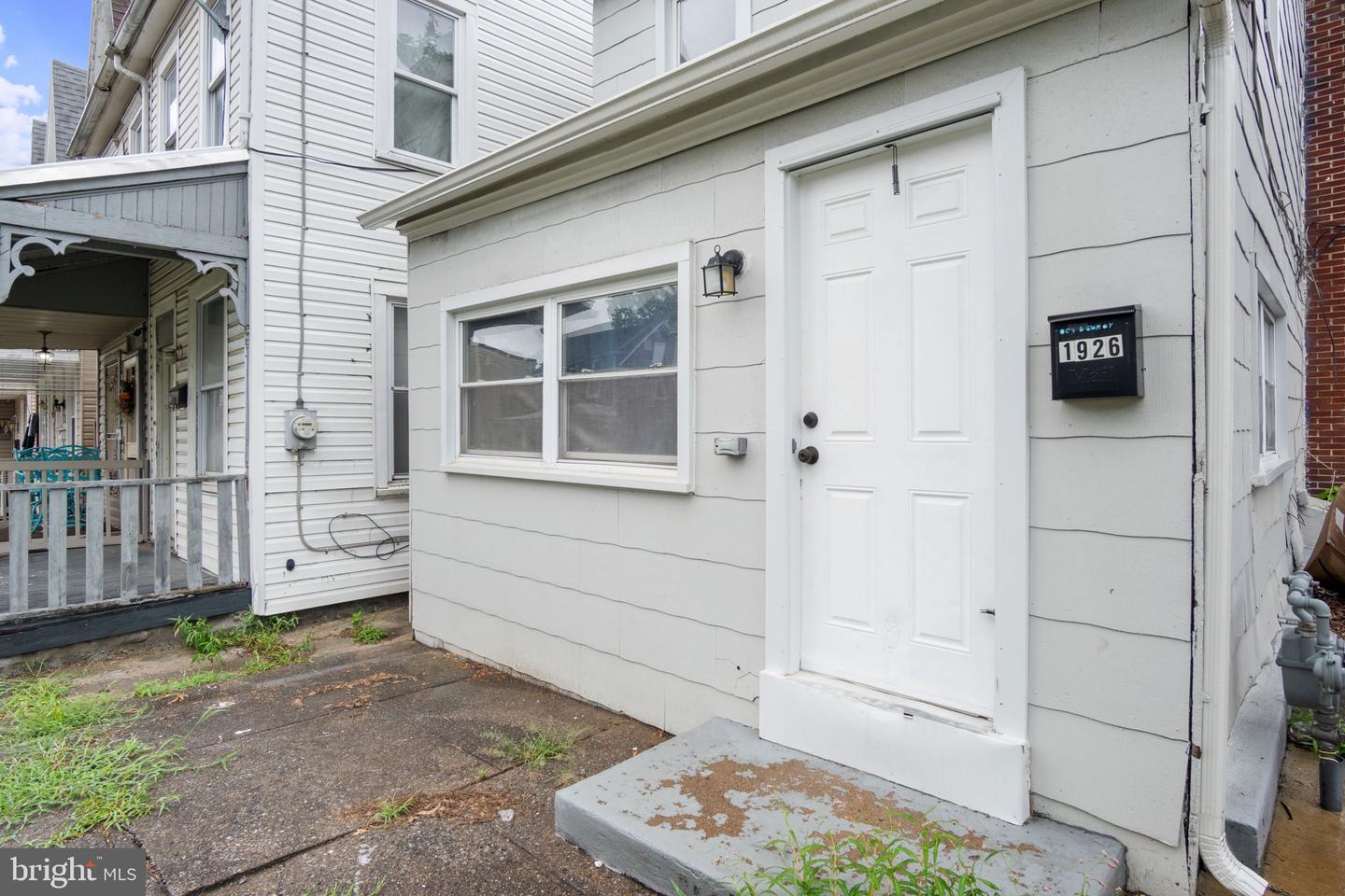 Property Photo:  1926 Forster Street  PA 17103 