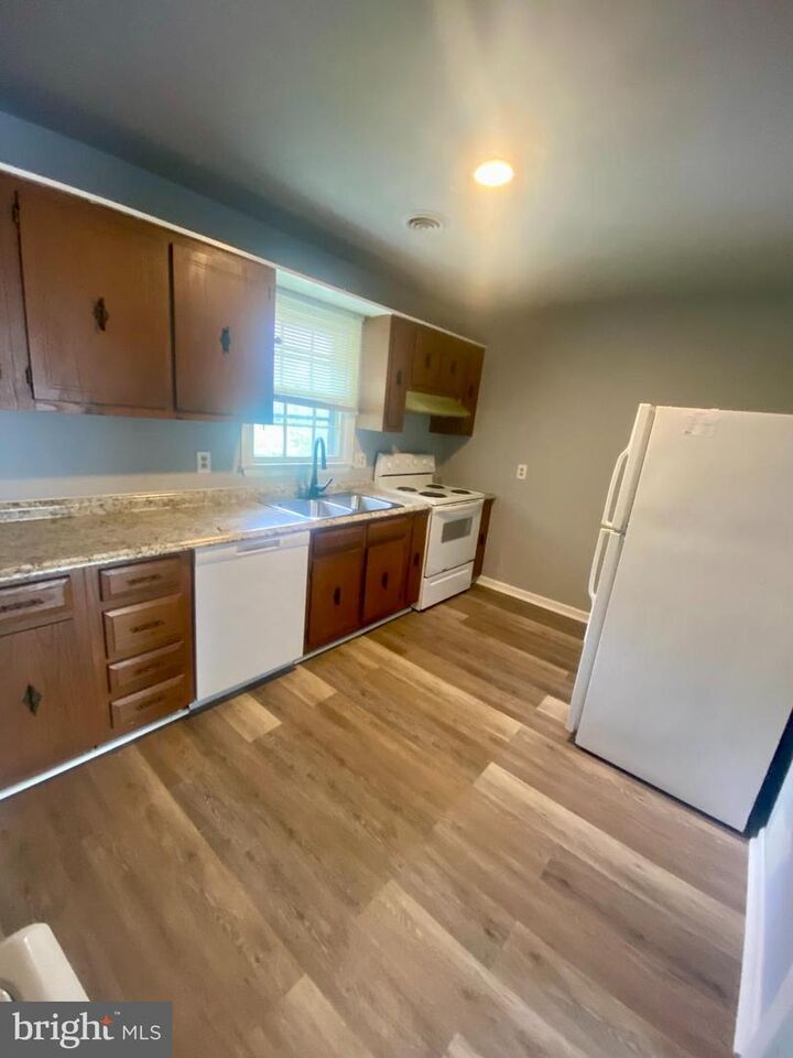 Property Photo:  1417 Dandridge Street C  VA 22401 