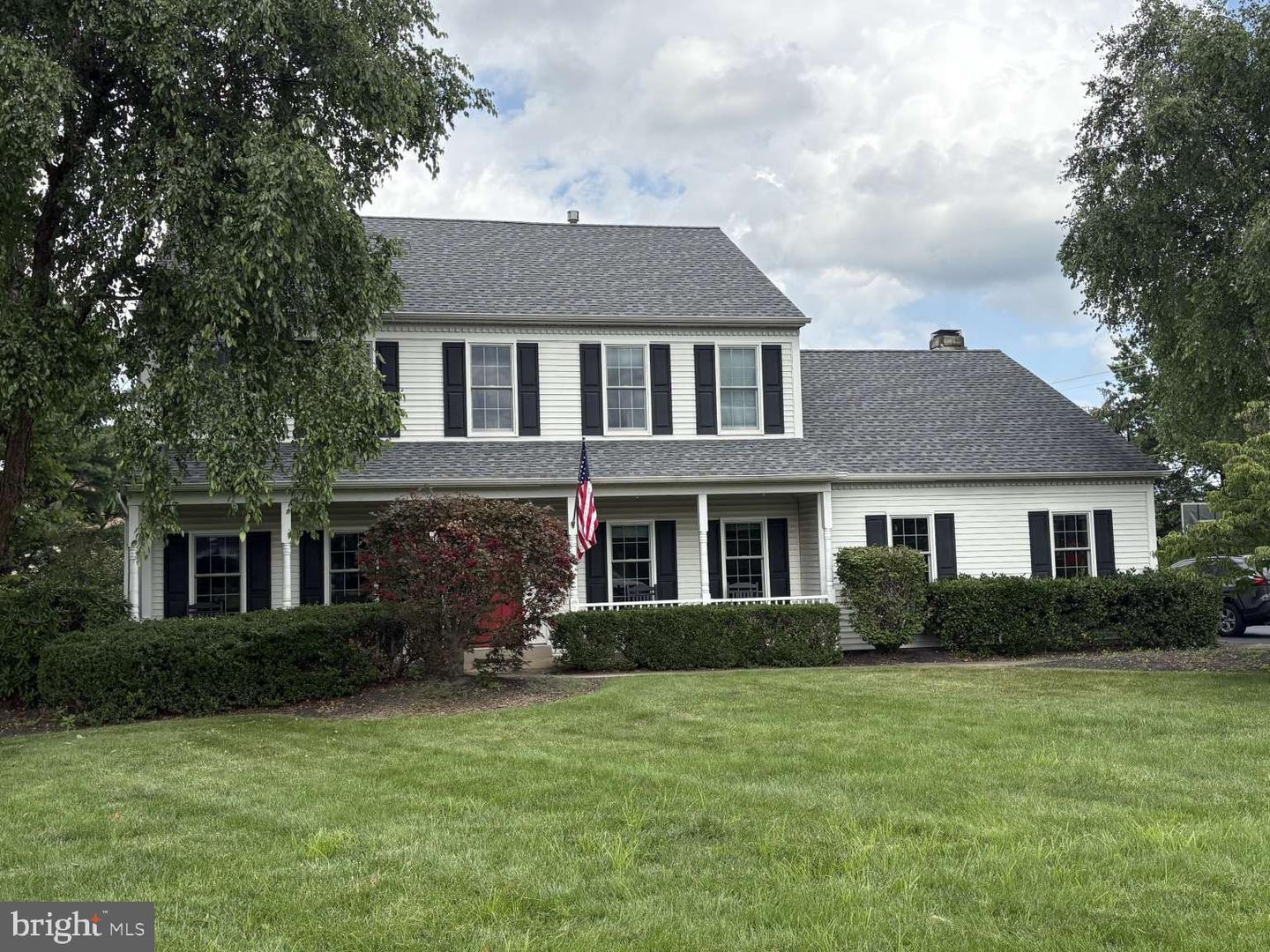 Property Photo: 1407 Bayberry Drive PA 18929