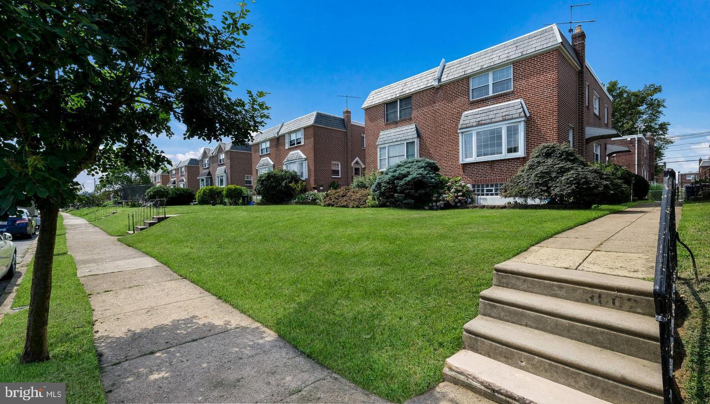 Property Photo:  3004 Guilford Street  PA 19152 
