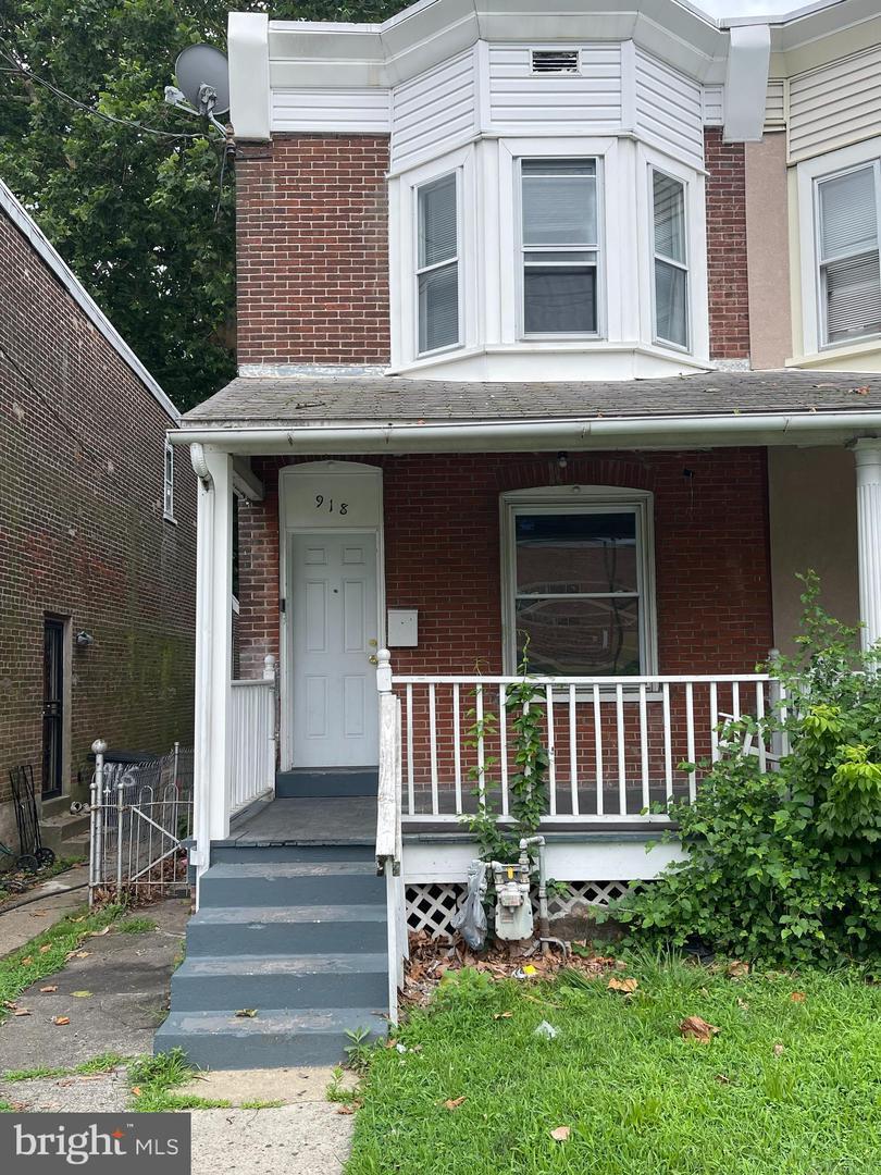 918 Highland Avenue  Chester PA 19013 photo