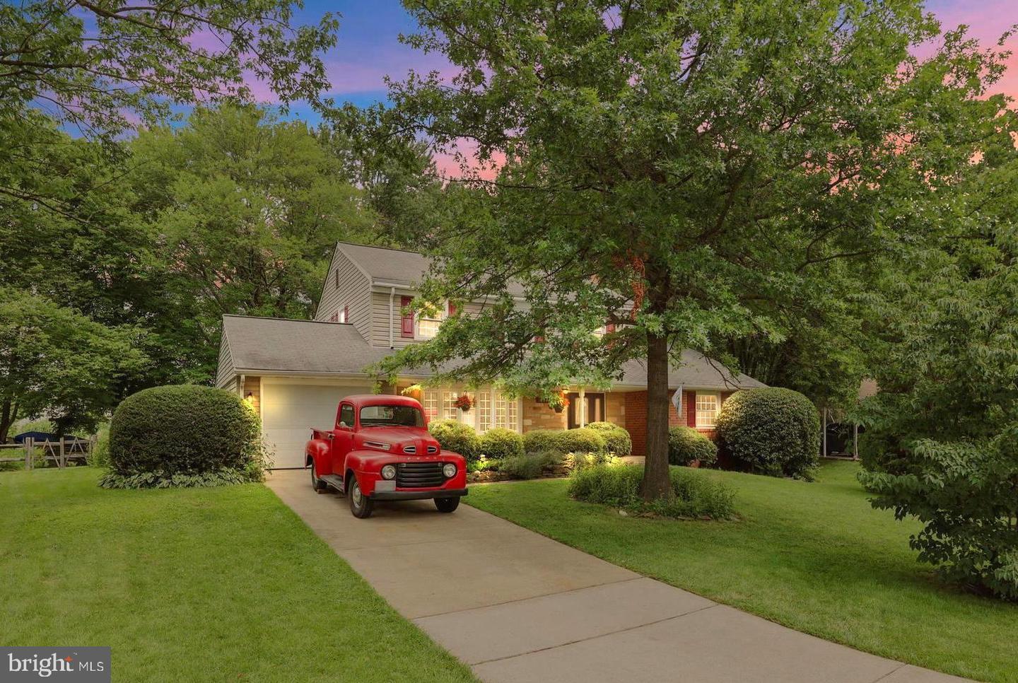 Property Photo: 12749 Bexley Terrace MD 20904