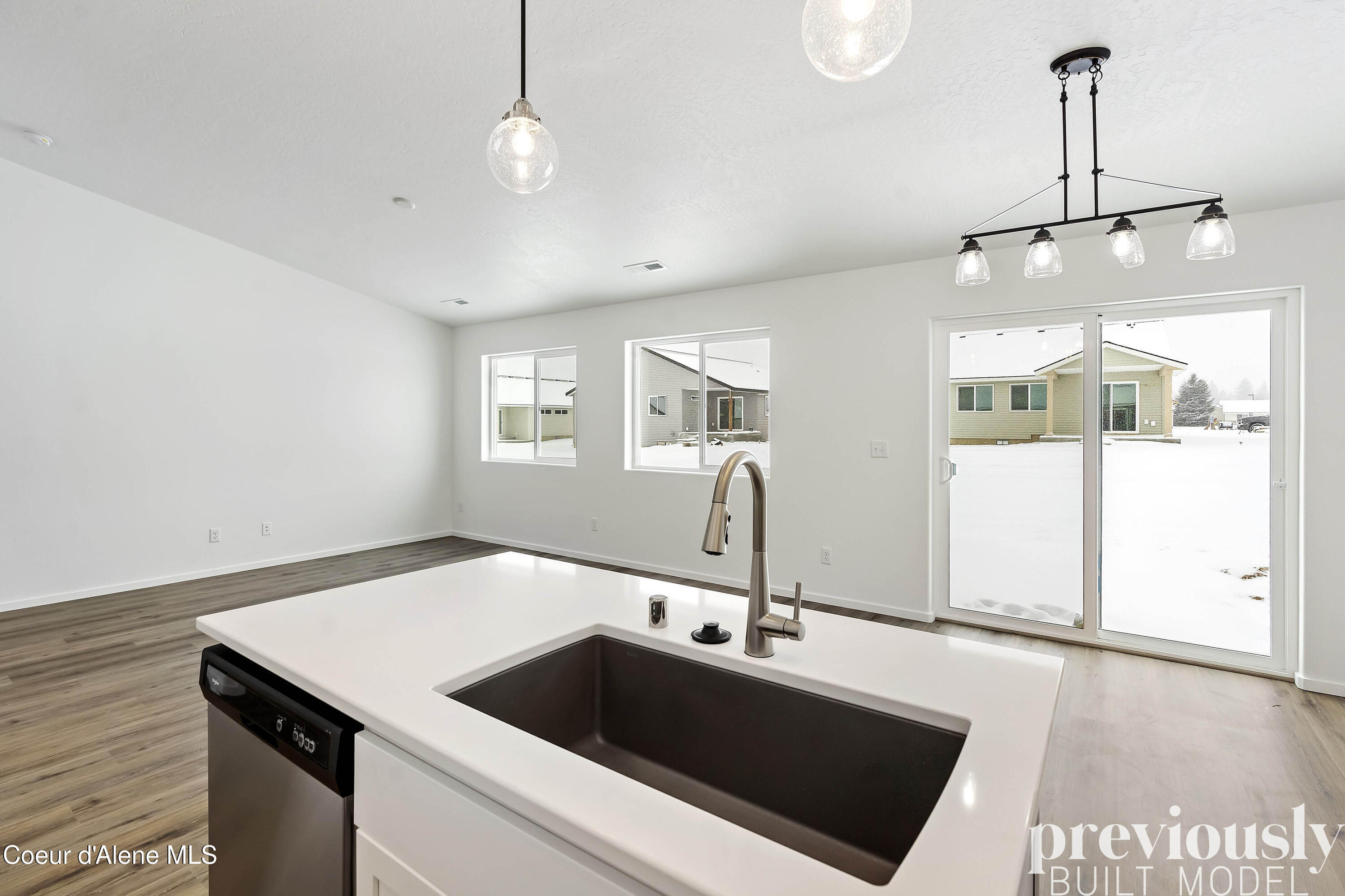 Property Photo: 6370 Astoria Loop ID 83858