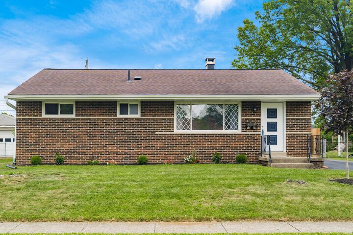 1228 Elaine Road  Columbus OH 43227 photo