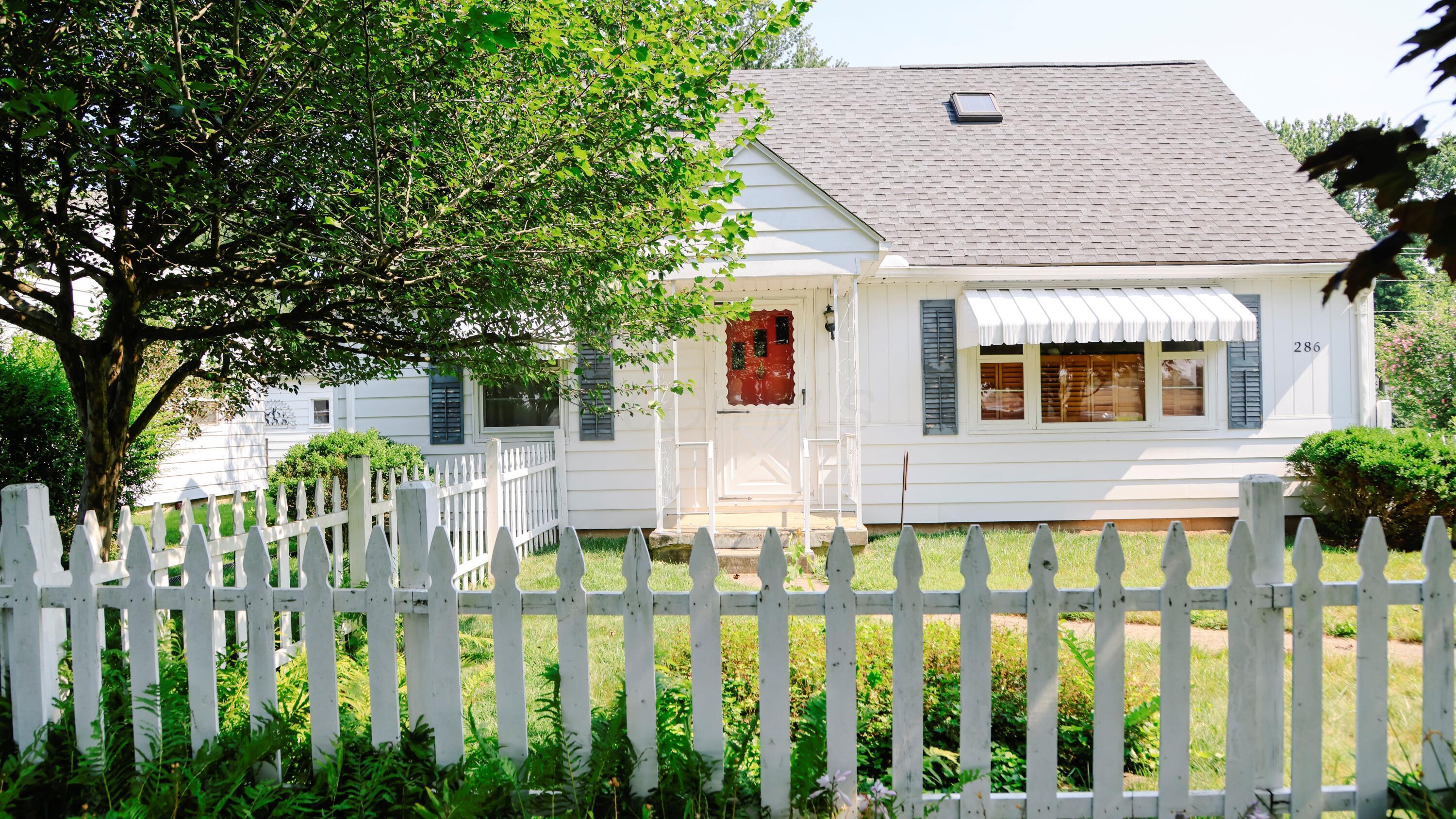 Property Photo: 286 Van Tassell Avenue OH 43055