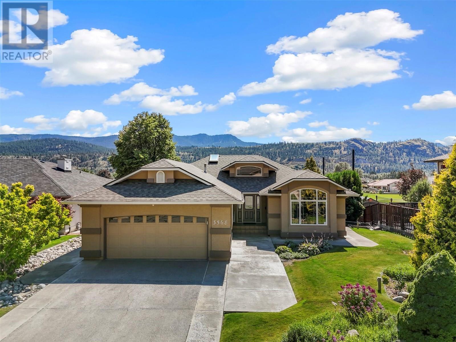 Property Photo: 3568 Navatanee Drive BC V2H 1T7