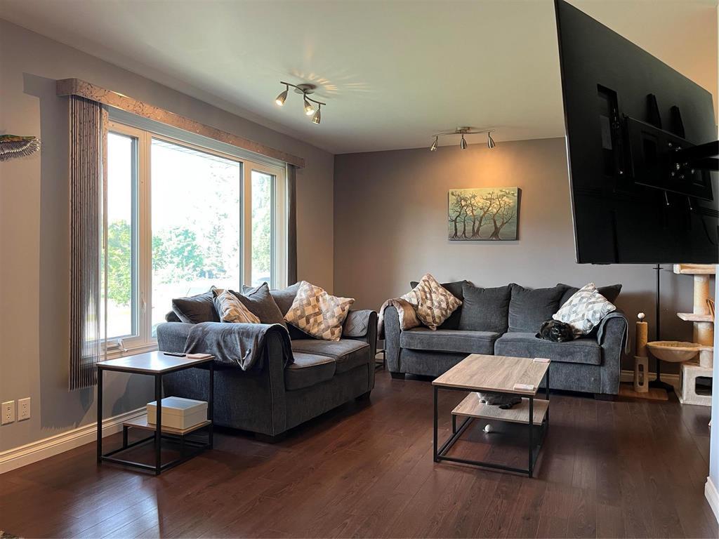 Photo de la propriété: 242 5th Avenue Southwest MB R0J 1E0